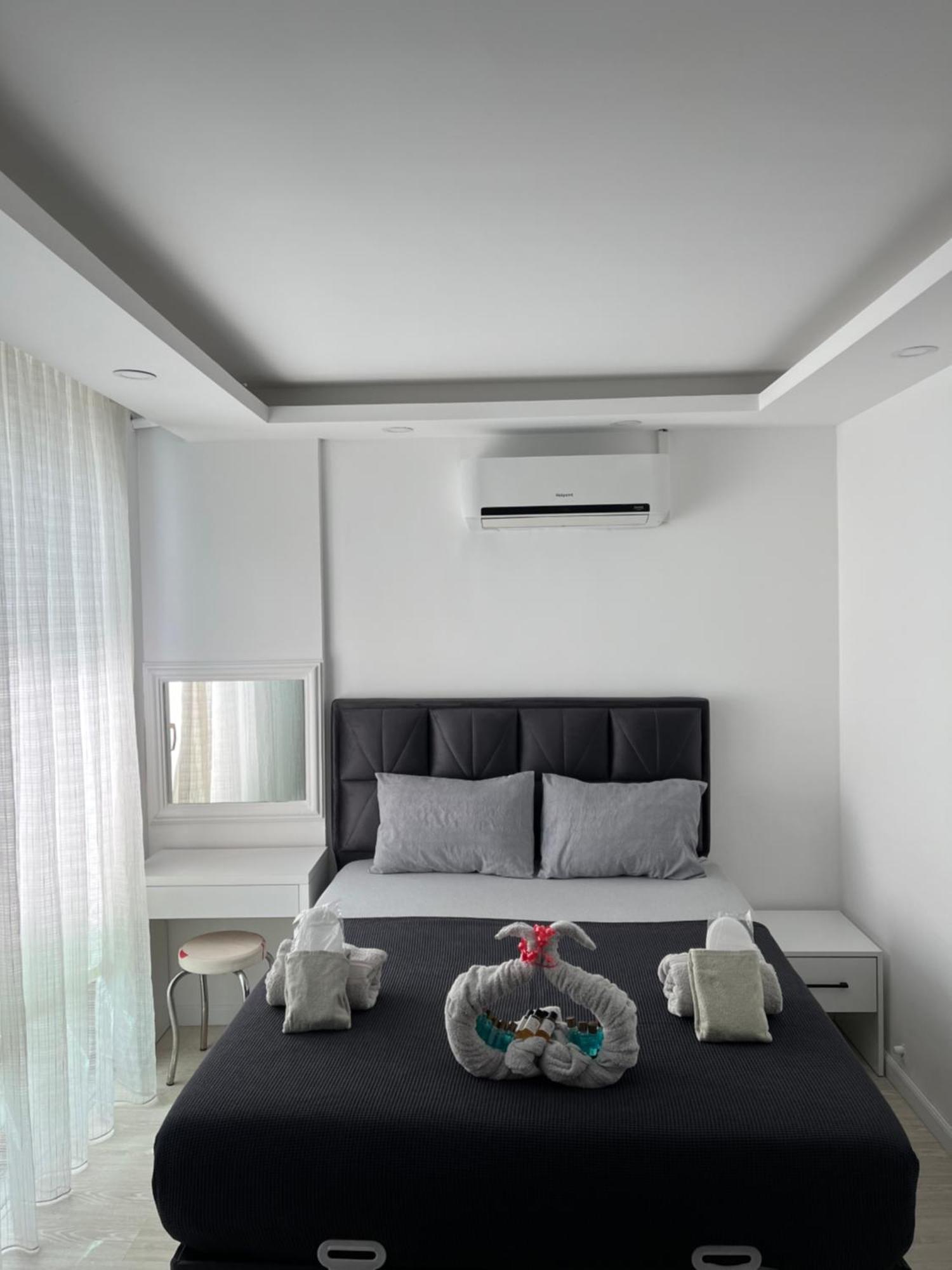 Gardenya Lara Suit Hotel Antalya Exterior photo